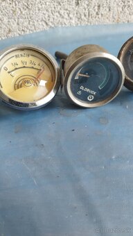 Budík tachometer teplomer - 8