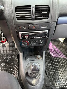 Renault Thalia 1.2 16V - 8