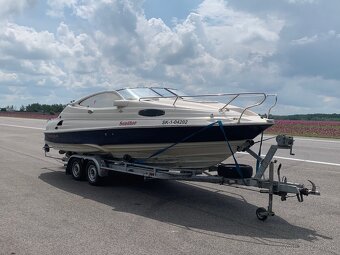 Motorový čln REGAL 2150, Volvo Penta 5GL - 8