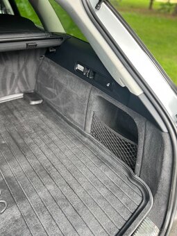 Predám Audi A6 Avant 2.0 TDI Sline multitronic - 8