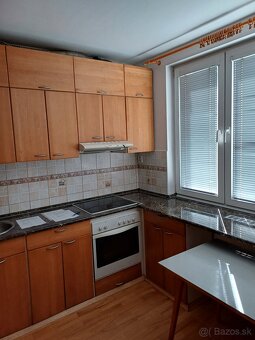 Predam 2- izbovy byt garazou - 8