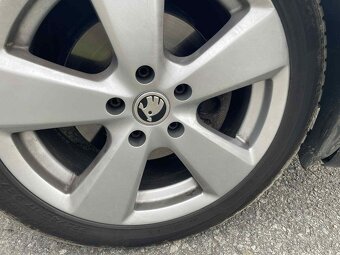 Zdravím mám na predaj Škoda Octavia 2 - 8