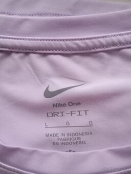 Rôzne oblečenie nenosené- 38c. - 8