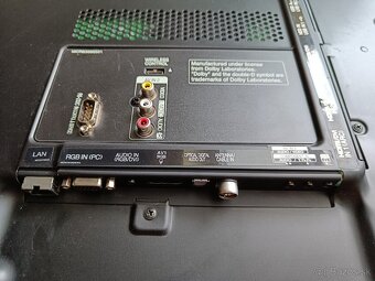 Televízor LG - LED LCD - 8