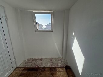 Na predaj rodinný dom, Šurany - 8