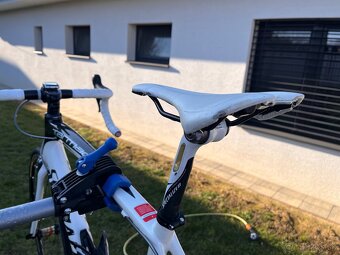 Cestný bicykel specialized - 8
