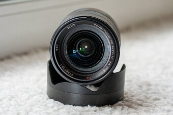 Sony ZEISS FE 24-70 f/4 ZA OSS Vario-Tessar T - 8