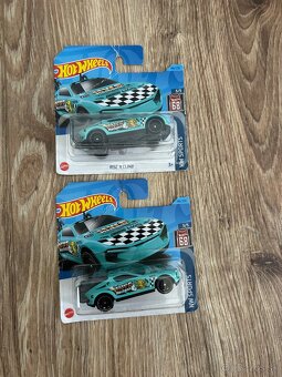 HotWheels - 8