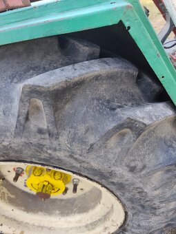 Traktor Zetor - 8
