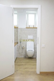 V tehlovom bytovom dome kompletne zrekonštruovaný 3-izbový b - 8