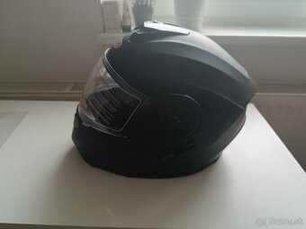 Vyklapacia prilba BLD - 8