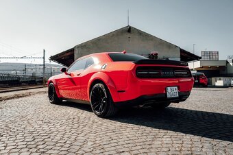 DODGE CHALLENGER 6.4 HEMI WIDEBODY SCAT PACK - 8