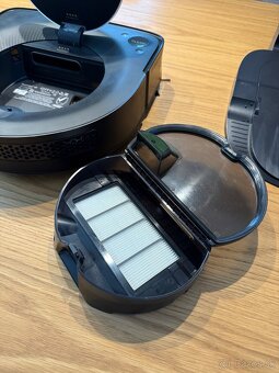 iRobot Roomba s9+ - 8