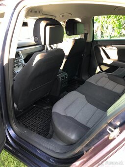 VW Passat B7 Sedan, 2.0 TDI, 103KW, 6 St. Manuál, 2012 - 8