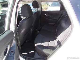 Hyundai i30 CW 1.6 CRDi Family - Možný odpočet DPH - 8