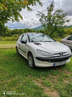 Peugeot 206 1.4 benzín 2005 - 8