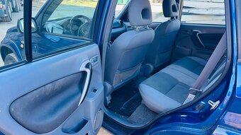 Toyota RAV4 2.0 D-4D - 8