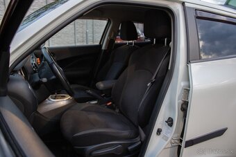 Nissan Juke 1.6 l DIG-T Tekna CVT 4x4 - 8