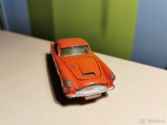 Corgi toys Aston Martin DB4 - 8