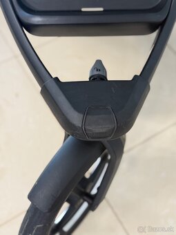 Thule Urban Glide 3 s prislušenstvom a vaničkou - 8