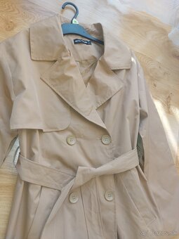 Hnedý trench coat × S - 8