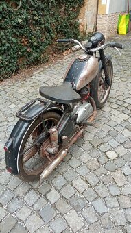ČZ 125 C r.v. 1950 plus sedlo a motor navíc - 8