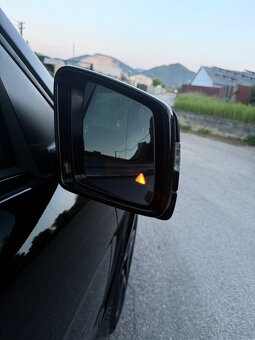 Mercedes-Benz GLS 350 D 4 MATIC - 8