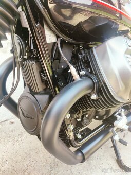 Moto Guzzi V7 STONE 850 Special 2024 - 8