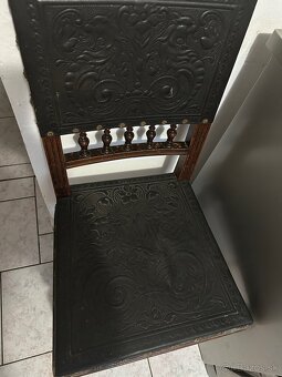 Historická drevená stolička - 8