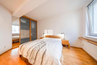 POD HRADOM - ZÁMOCKÁ - 3 IZBOVÝ BYT NA BÝVANIE AJ INVESTÍCIU - 8