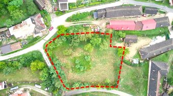 Gemerská Poloma - 1.701 m2 POZEMOK NA RD - 10 minút od RV - 8