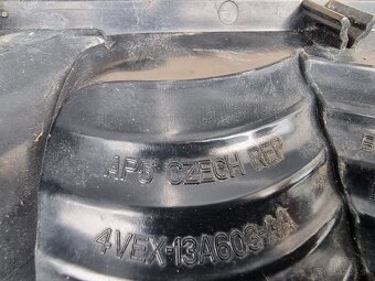 VW Cady kufrové dvere - 8