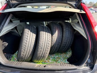 Ford Fiesta 1.3 Ambiente - 8