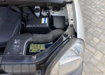 Hyundai Tucson 2.0 CRDi 4WD nafta manuál 88 kw - 8