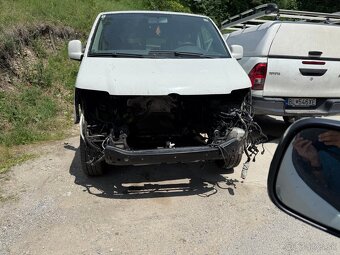 Predám VW T5 Caravele, DSG, verzia LONG, ťažné 2500 kg - 8