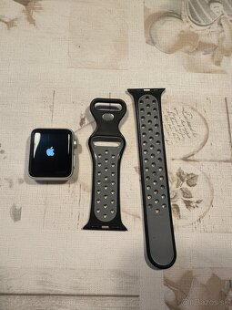 Predám Apple watch series 3 - 8
