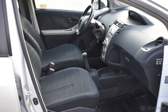 Toyota Yaris 1.3 VVT-I Sol MMT - 8