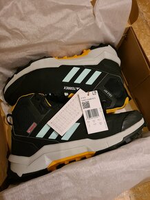 Trekové topánky Adidas - 8