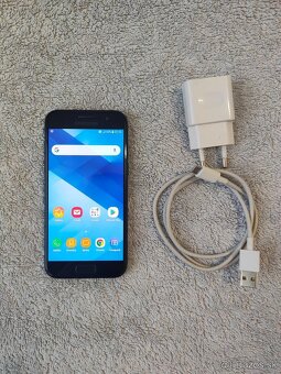 Samsung Galaxy A3 16GB - 8
