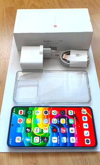 xiaomi 13T,ako novy,zaruka,vykonny,vyborne foti 8/256GB - 8