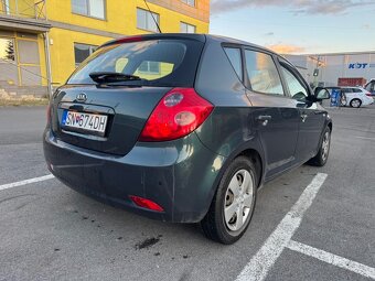 KIA Ceed - 8
