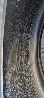 Predám 4xzimné pneumatiky 245/45r18 Pirelli - 8