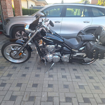 Yamaha Raider XV 1900 - 8