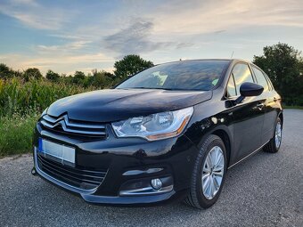 Citroën C4 e-HDi Exclusive 84 kW . - 8