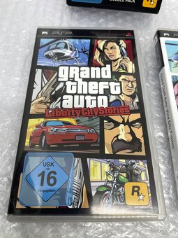 PSP - Grand Theft Auto: Double Pack - 8