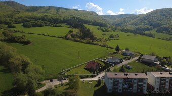 BEDES | rodinný dom 182m2, pozemok 802m2, 2x balkón, terasa - 8