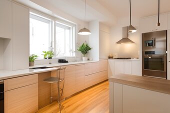 CENTRUM J.KOZÁČEKA | Priestranný 3 izbový byt s garážou. - 8