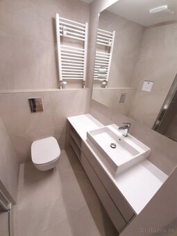 Prenájom zar. garsónky po rek. na Bajkalskej, Ružinov - 8