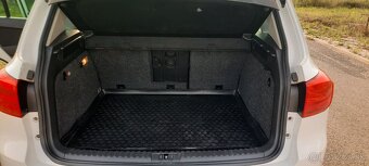 Volkswagen Tiguan - 8