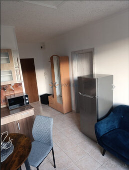 1-izbový byť na prenájom - 8